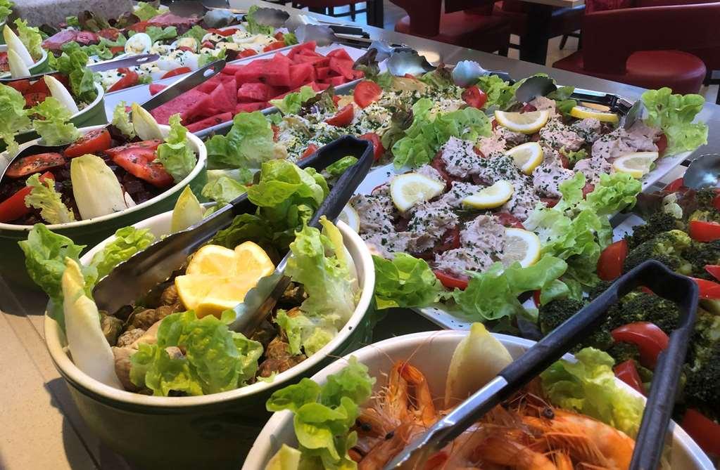 Brit Hotel Brive La Gaillarde - Restaurant La Limousine Malemort Restoran gambar